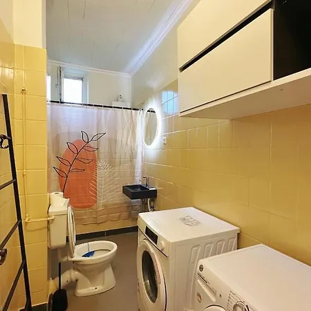 2 Schlafzimmer Waschenspuelmaschine